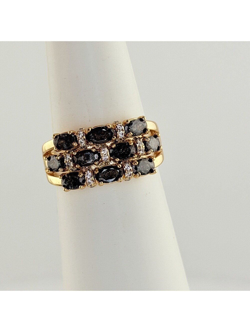 Bomb Party Sz 9 RG17936 "Echoing Summer Kisses" Black Ice Crystal on Yellow Gold